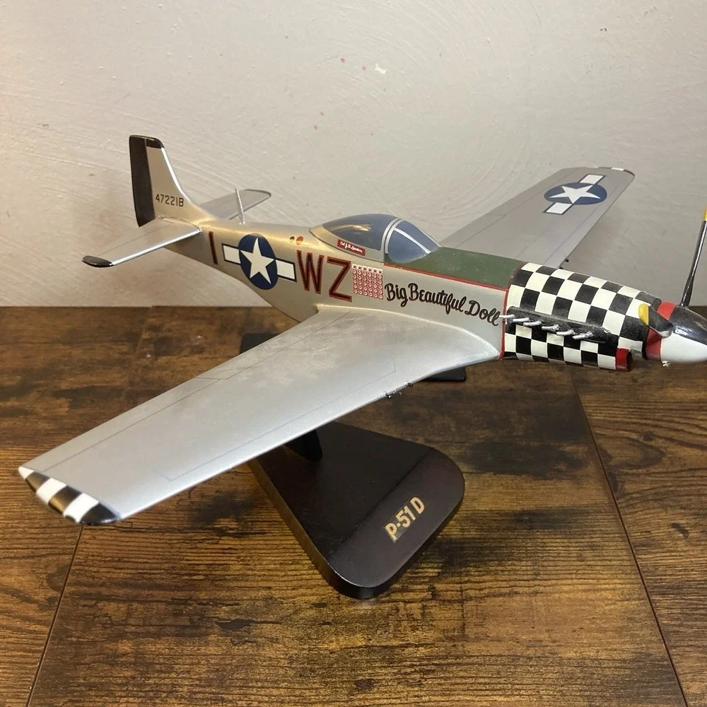 USAAF P-51D Mustang Big Beautiful Doll WWII Desk 1/32 Model Plane *See Details*‎